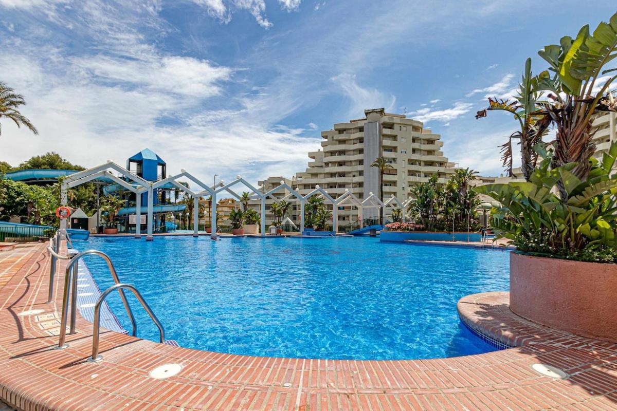 797 Holiday Rentals - Benalbeach- Moderno Piso Para 5 Con Vistas Al Mar Benalmádena Exterior foto